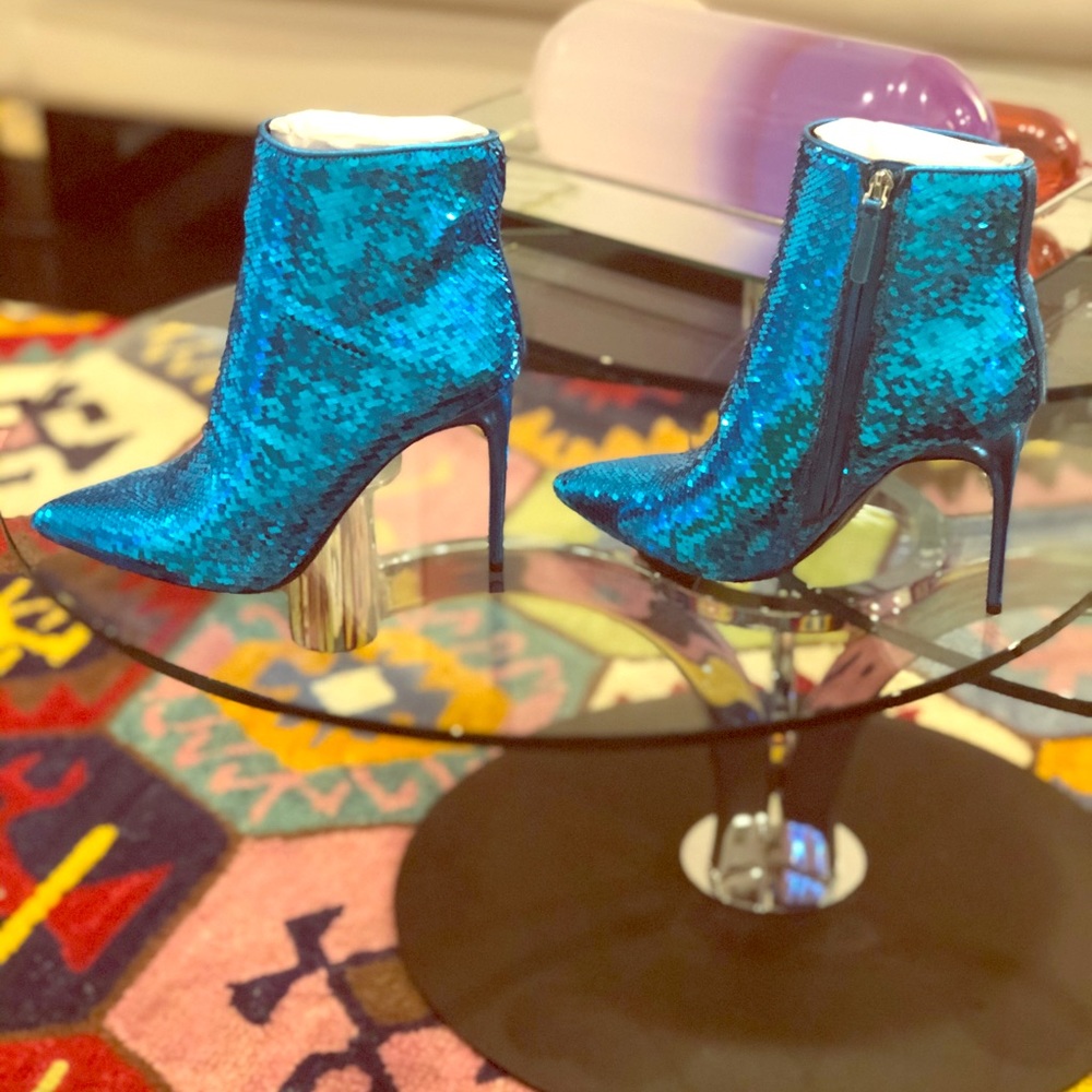 *NEW* Alice + Olivia Booties
